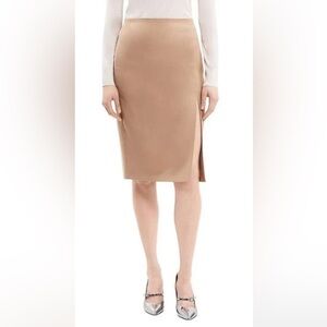 New with Tags Theory Palomino sleek flannel 100% virgin wool pencil skirt